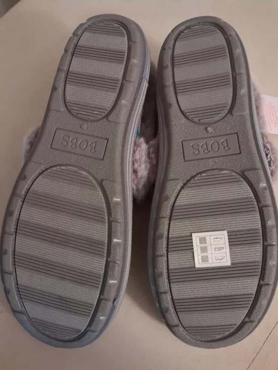 New Bobs from Sketchers Memory Foam Dog Design Slippers - Picture 2 of 6